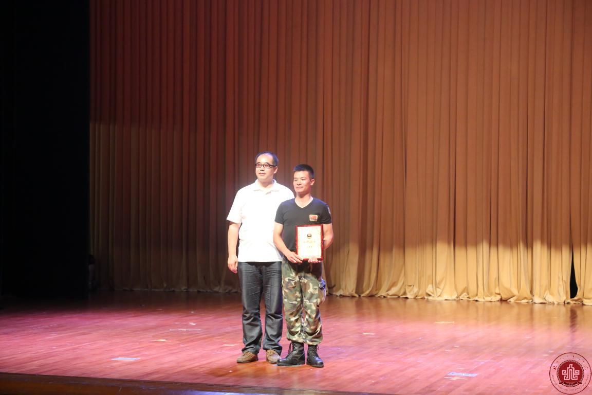 北京演艺专修学院文管系赴公安部演出