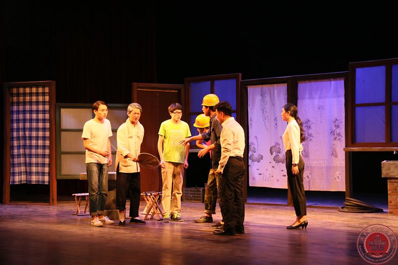 表演系14级毕业大戏《边缘》隆重上演