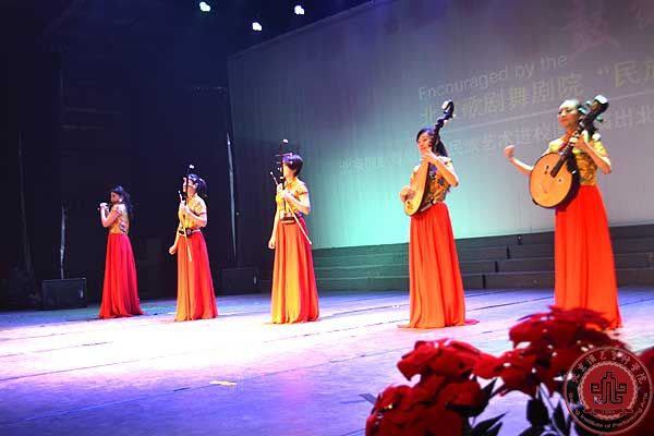 北京歌剧舞剧院来北京演艺专修学院演出