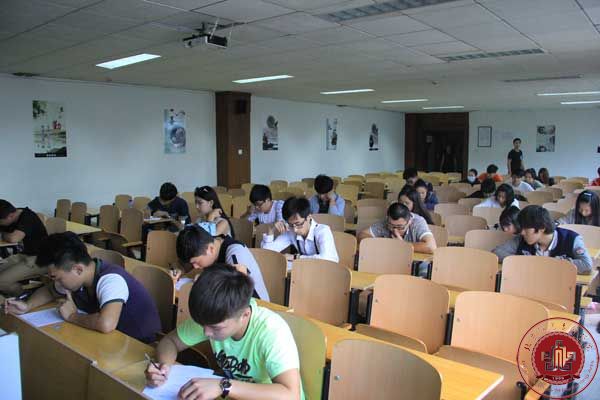 江山代有才人出 招新换届易新颜