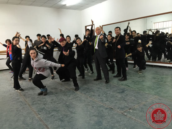 韩国武术明星王虎来我院参观交流 韩国武术明星王虎来我院参观交流