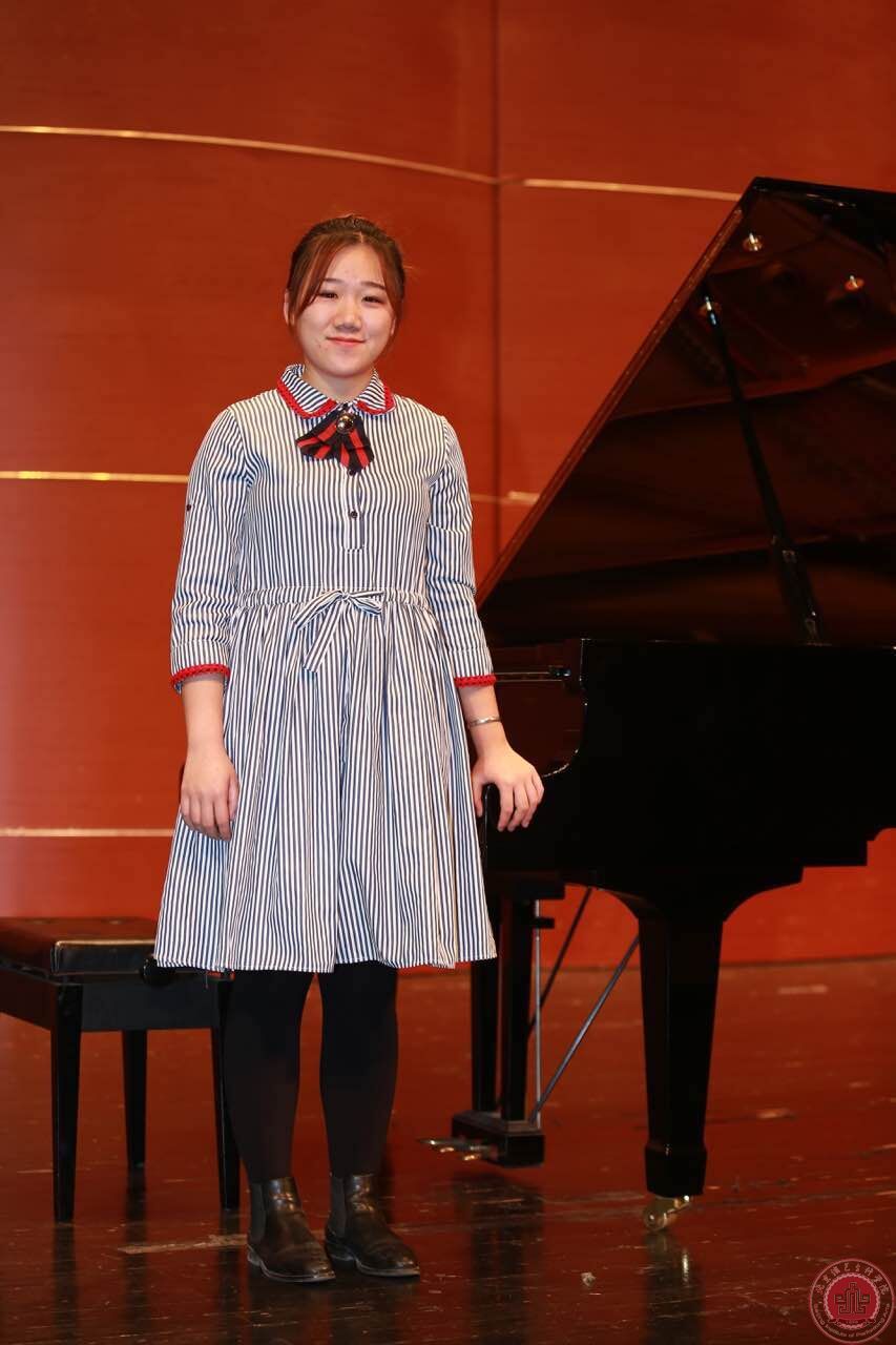 我院学子叶梦珊参加2016国际钢琴盛典选拔赛获奖 我院学子叶梦珊参加2016国际钢琴盛典选拔赛获奖