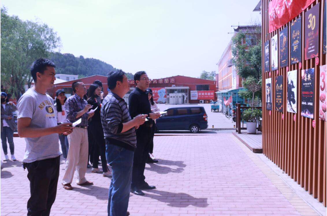 第九届才艺大赛海报设计大赛圆满落幕 第九届才艺大赛海报设计大赛圆满落幕