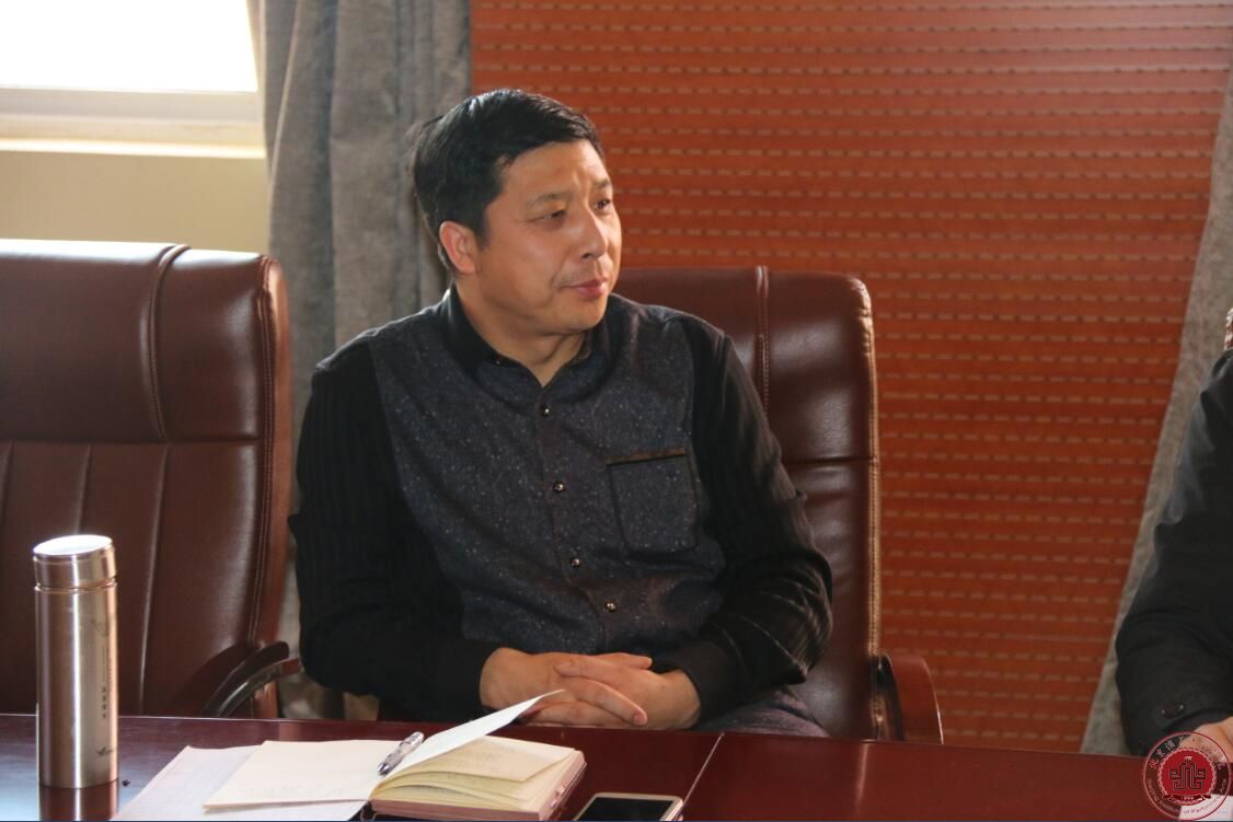 党支部积极组织全体党员干部学习“十九大”报告精神 党支部积极组织全体党员干部学习“十九大”报告精神