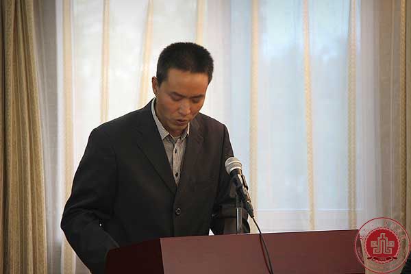 集团领导莅临北京演艺专修学院召开表彰大会 集团领导莅临北京演艺专修学院召开表彰大会