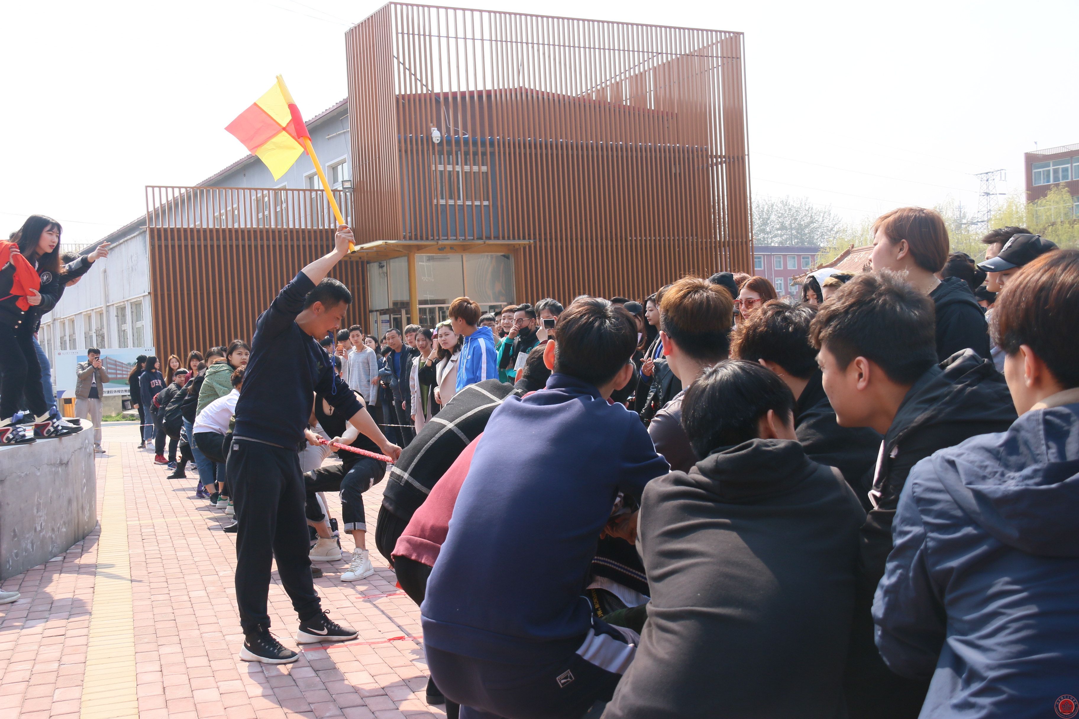 活力青春绽放校园 北演举行拔河比赛 活力青春绽放校园 北演举行拔河比赛