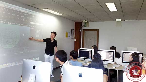 艺术设计系动漫讲座