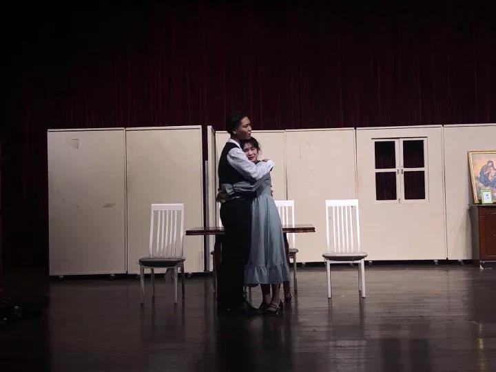 第十届艺术节戏剧小品大赛总决赛圆满落幕 第十届艺术节戏剧小品大赛总决赛圆满落幕