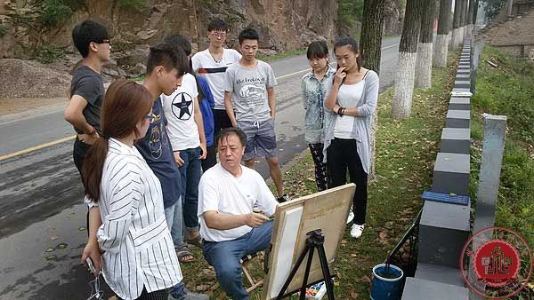 艺术设计系新生写生顺利结束