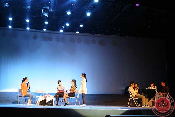 播音主持系《请记得最初真心》主题演出会在演艺中心举行