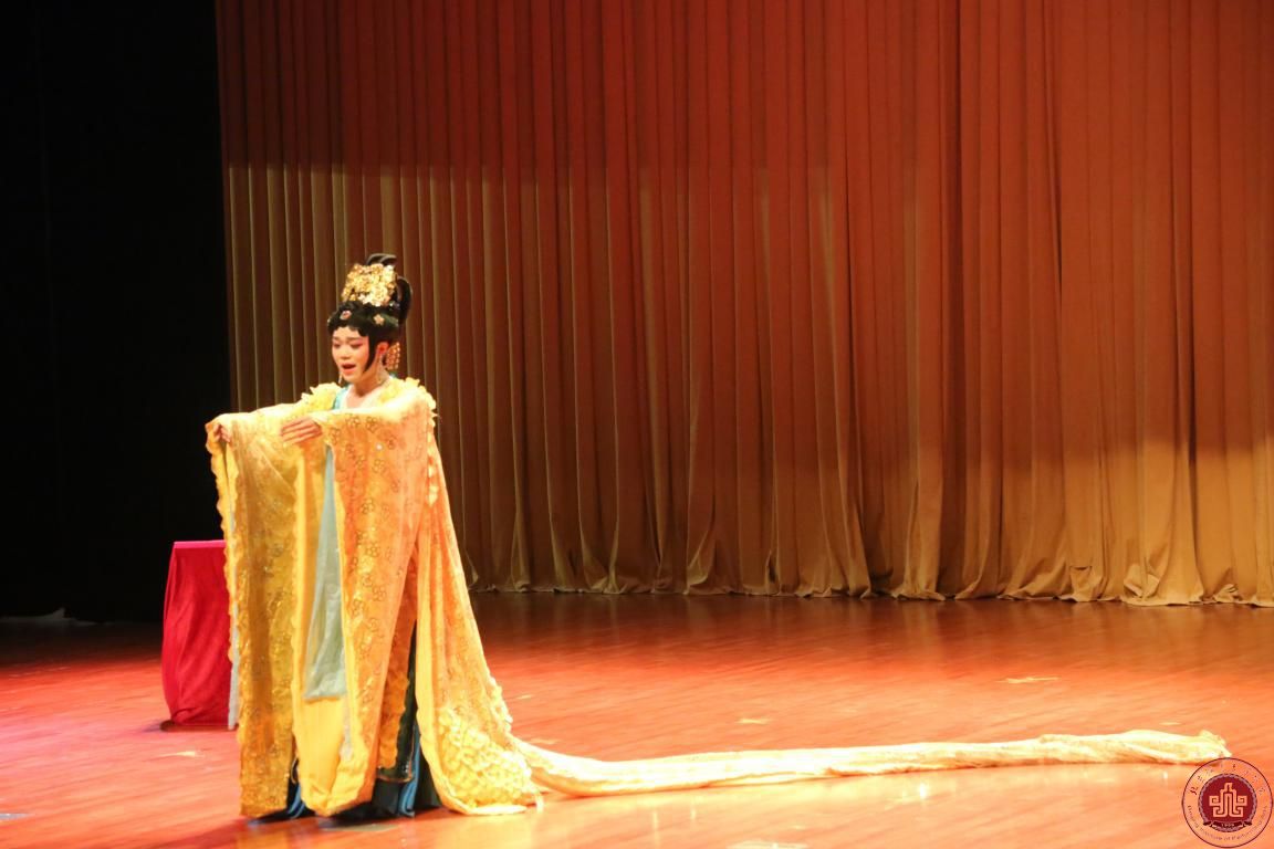 北京演艺专修学院文管系赴公安部演出