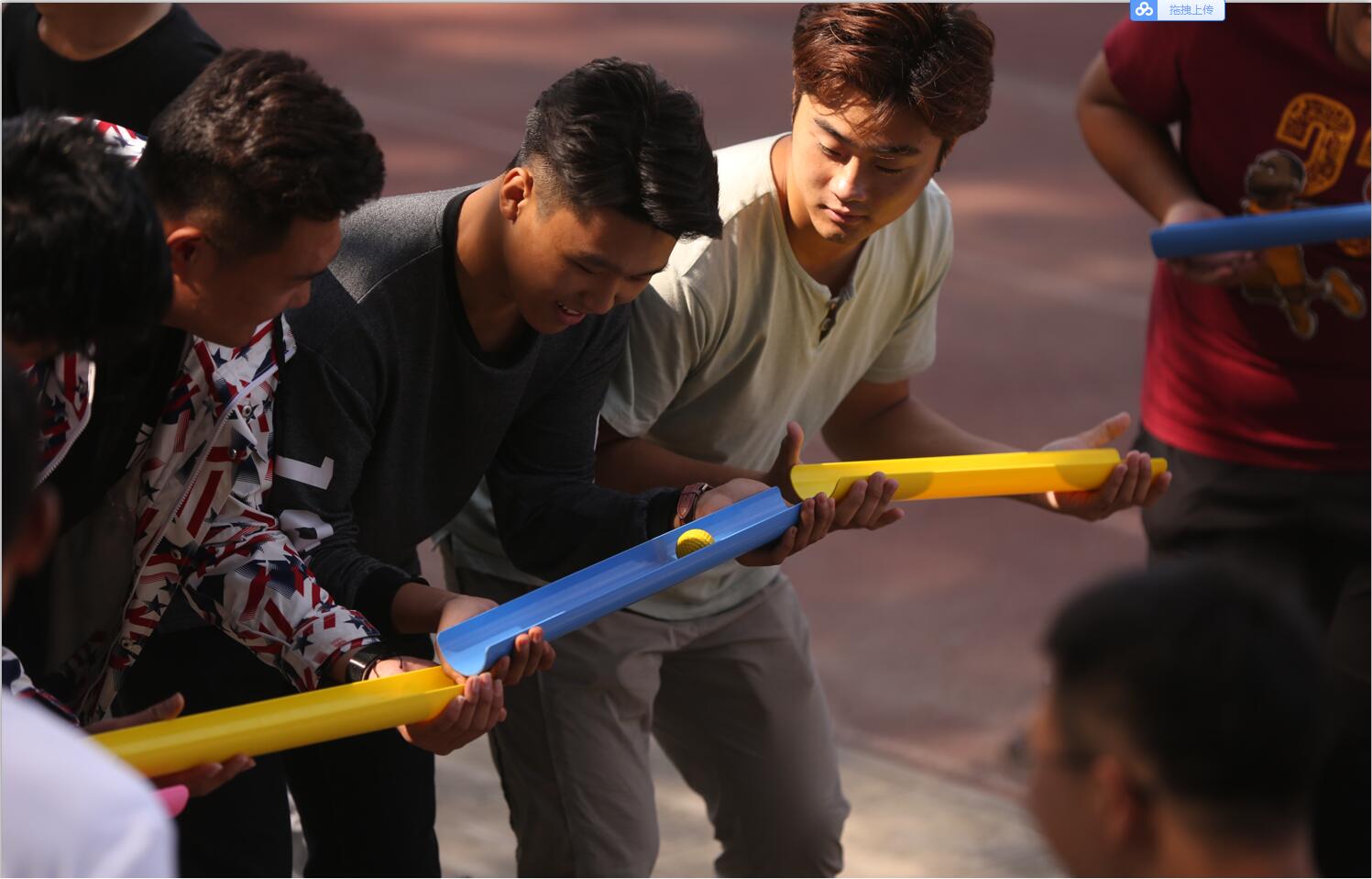 释放自我 享受美好时光——我院影视艺术系举办拓展训练活 释放自我 享受美好时光——我院影视艺术系举办拓展训练活