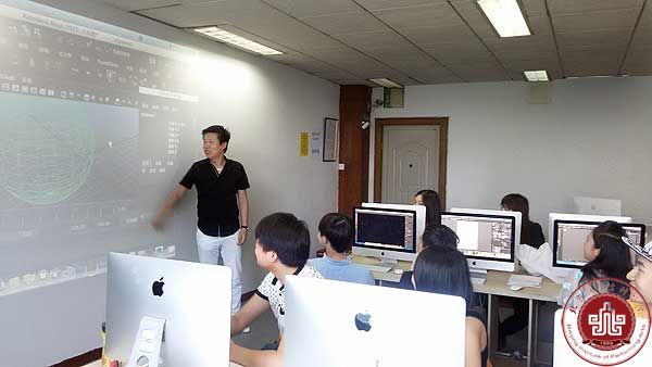 艺术设计系动漫讲座