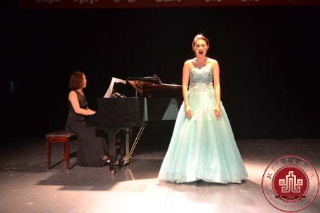 北京演艺专修学院期末考试紧张开考