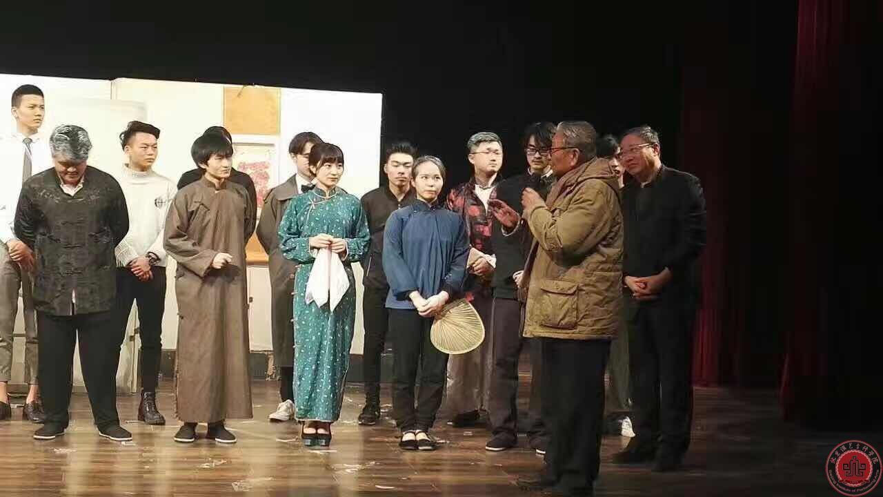 有梦想的人在追逐未来--表演系期末汇演