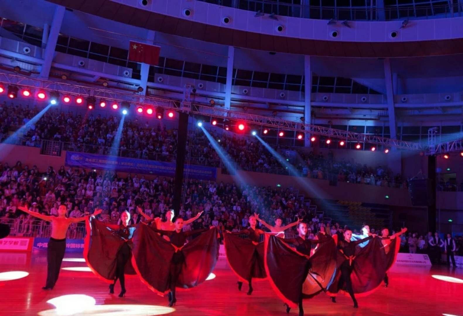 我院国标舞学生北京2018第三届全国国际标准舞公开赛中获奖 我院国标舞学生北京2018第三届全国国际标准舞公开赛中获奖