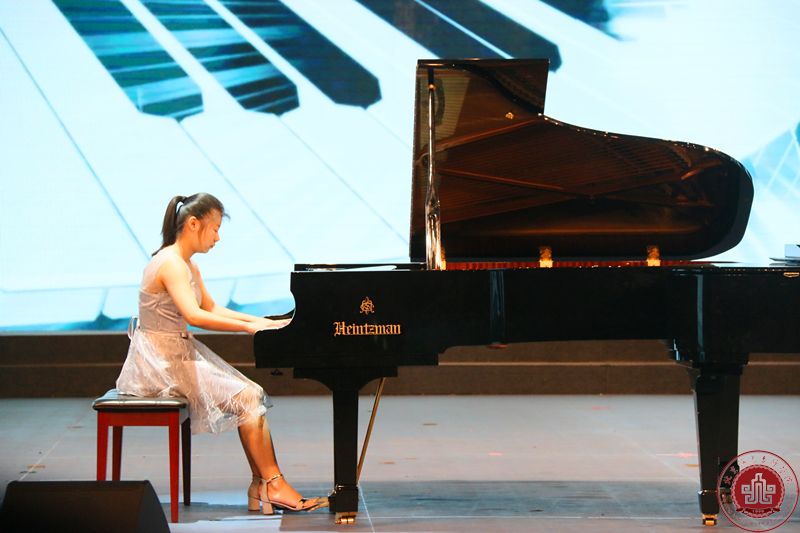 廖先冀老师、孙健老师双钢琴音乐会圆满成功 廖先冀老师、孙健老师双钢琴音乐会圆满成功