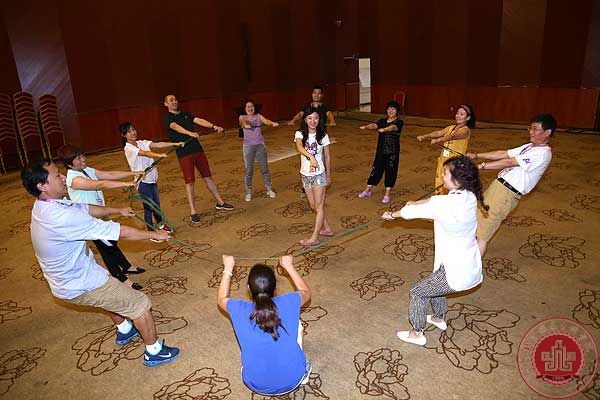 倍受鼓舞勇于大担当 充满自信完成新使命 倍受鼓舞勇于大担当 充满自信完成新使命