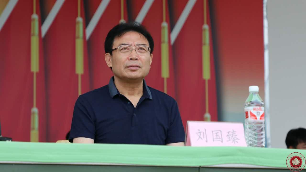 北京演艺专修学院2017级新生军训闭营仪式圆满结束 北京演艺专修学院2017级新生军训闭营仪式圆满结束