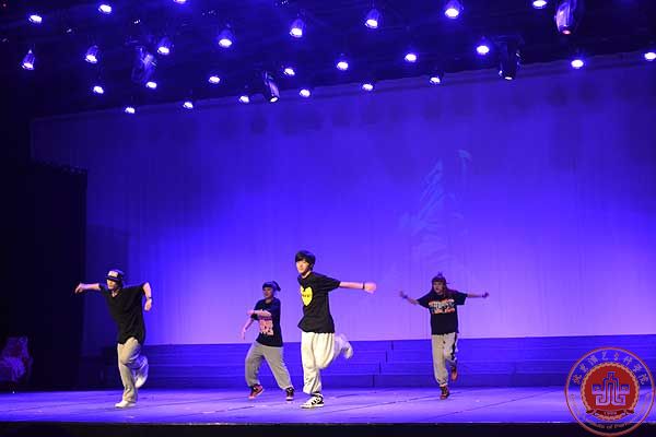 韩国西海大学一行来北演访问