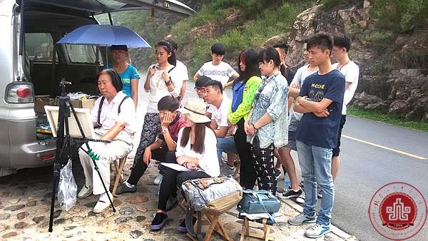 艺术设计系新生写生顺利结束