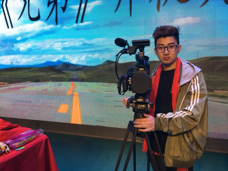 我院15名学生参与原创网络大电影《兄弟》拍摄并担任主创