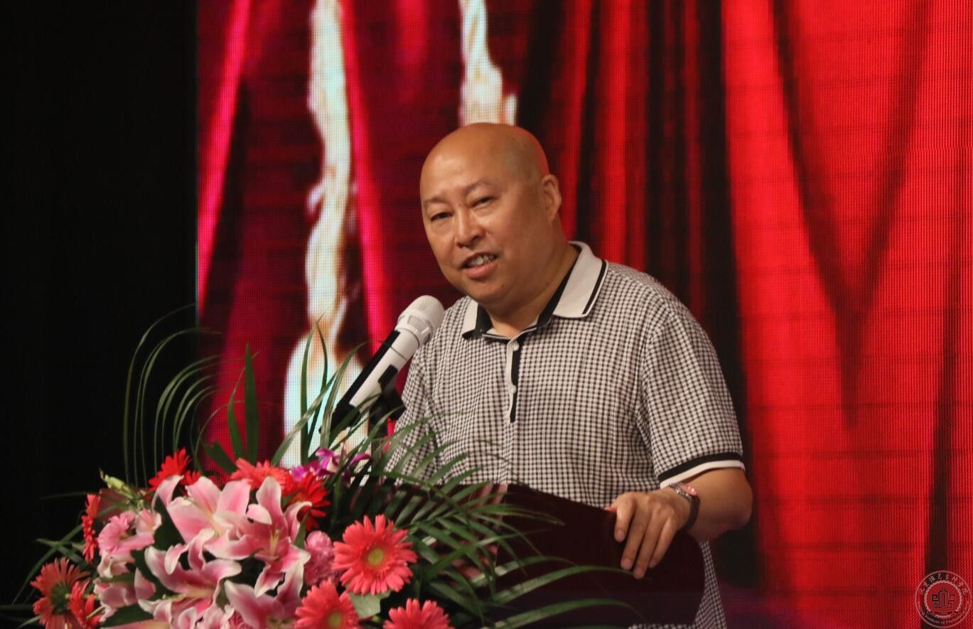 北京演艺专修学院隆重举行2017级新生开学典礼 北京演艺专修学院隆重举行2017级新生开学典礼