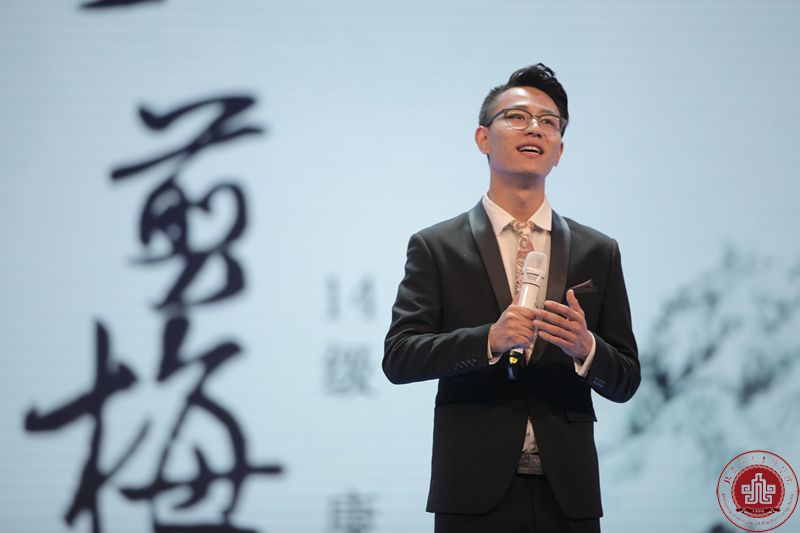 北京演艺专修学院第八届钢琴、声乐才艺大赛完满落幕 北京演艺专修学院第八届钢琴、声乐才艺大赛完满落幕