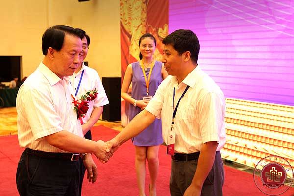 我院被评为精英教育传媒集团2013财年先进单位