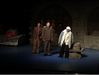 《黄土谣》终场 《黄土谣》终场