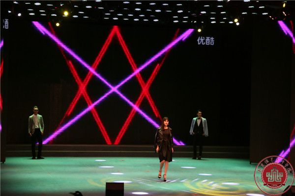 我院舞蹈系国标舞、流行舞汇报演出在北演剧场隆重举行