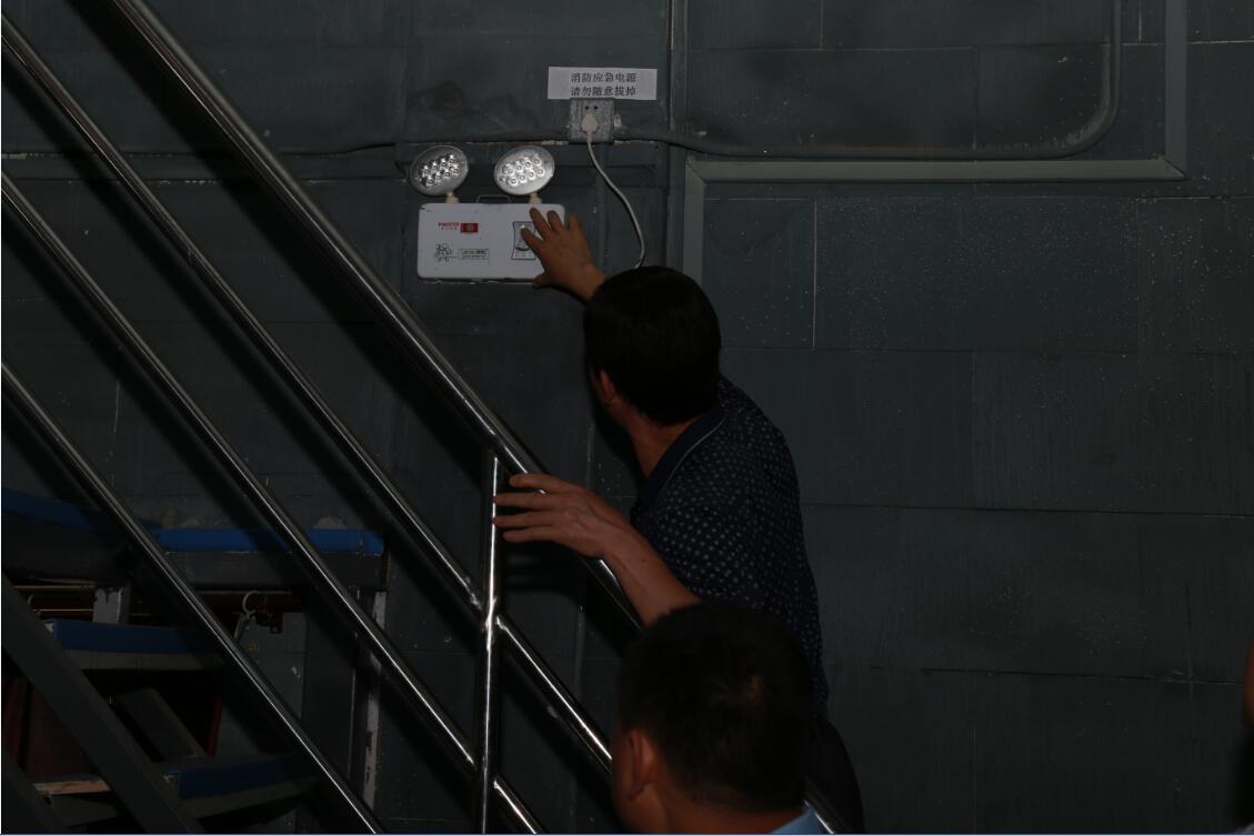 精英集团HSE联合检查组到我院开展环境卫生、消防安全检查 精英集团HSE联合检查组到我院开展环境卫生、消防安全检查