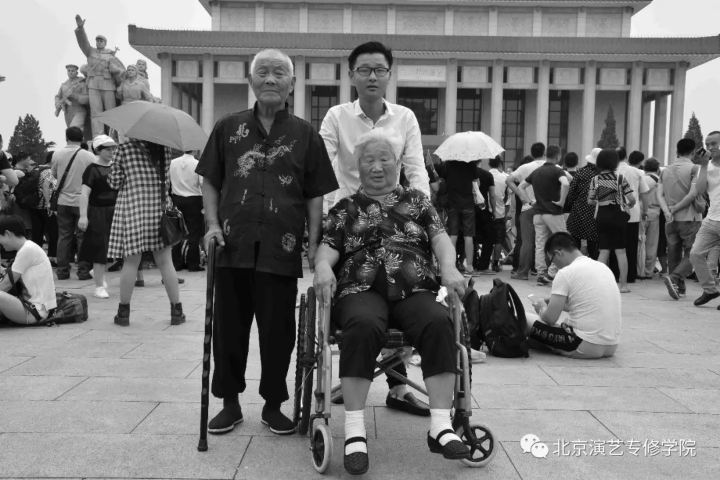 高广宣专访|七年时光,用20000张照片表达对爷爷奶奶的爱 高广宣专访|七年时光,用20000张照片表达对爷爷奶奶的爱