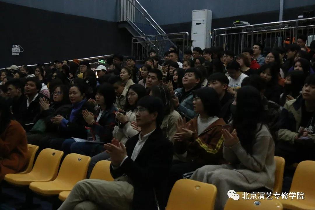 英国UCA大学传播设计学院院长一行莅临我院 英国UCA大学传播设计学院院长一行莅临我院