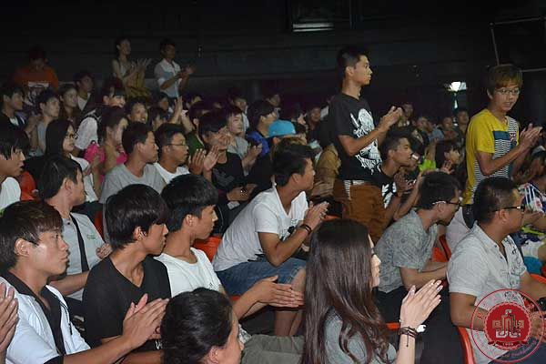 著名词曲作家、我院流行音乐学院院长付林为2013级新生讲座