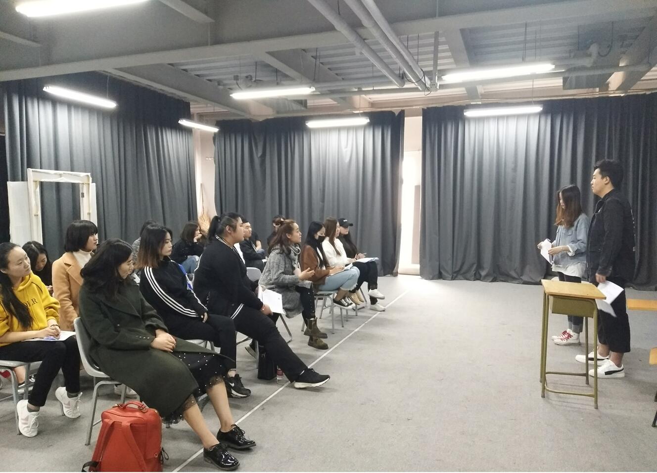 严格执行教师聘任制度 严把教学质量关