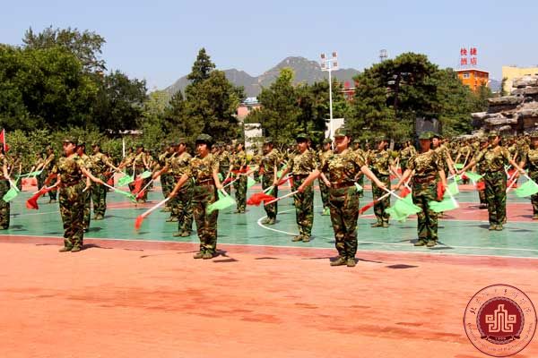 2014级新生军训圆满结束