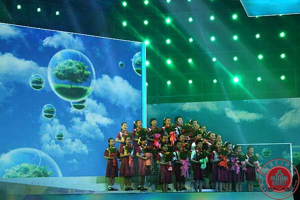 北演合唱团圆满完成央视“雷锋,我们的榜样”专题片节目 北演合唱团圆满完成央视“雷锋,我们的榜样”专题片节目