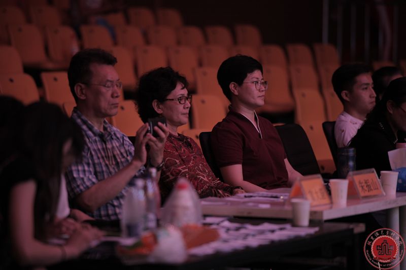 北京演艺专修学院第八届钢琴、声乐才艺大赛完满落幕 北京演艺专修学院第八届钢琴、声乐才艺大赛完满落幕