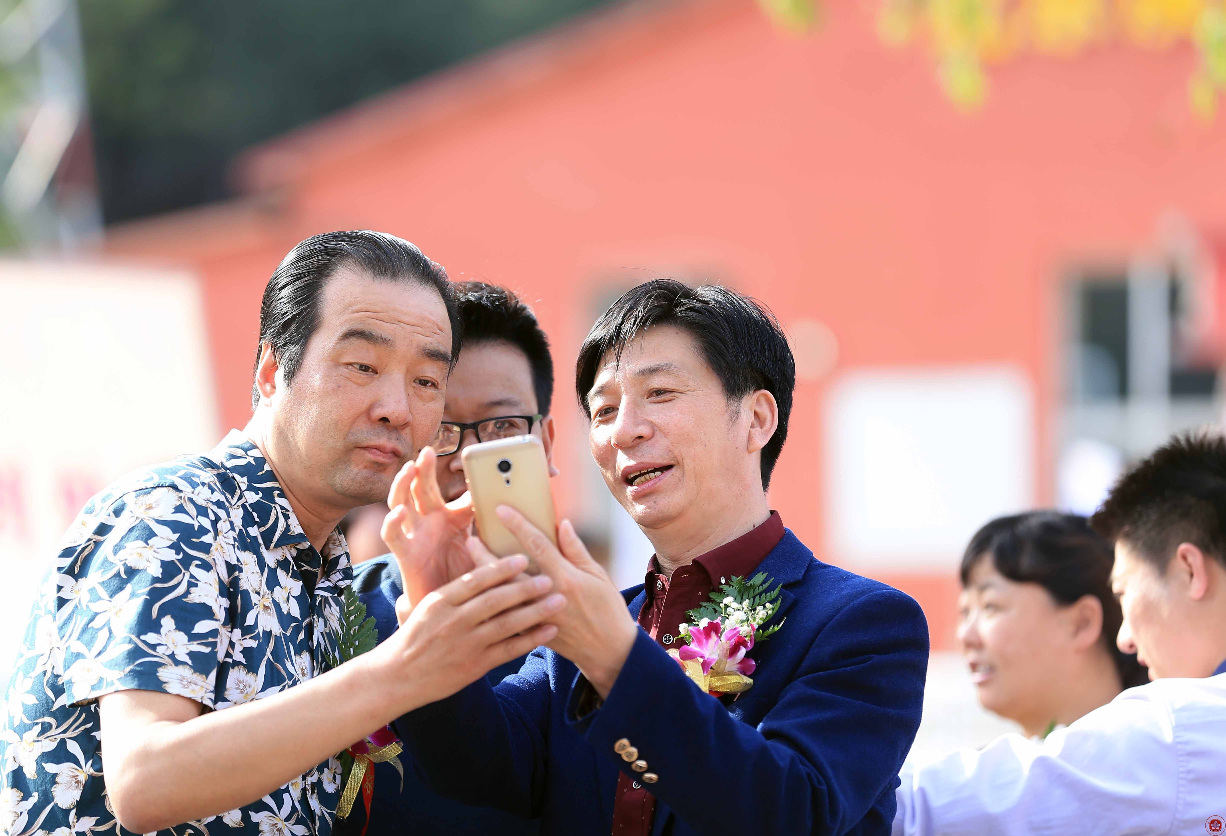 北京演艺专修学院十年华诞嘉宾云集