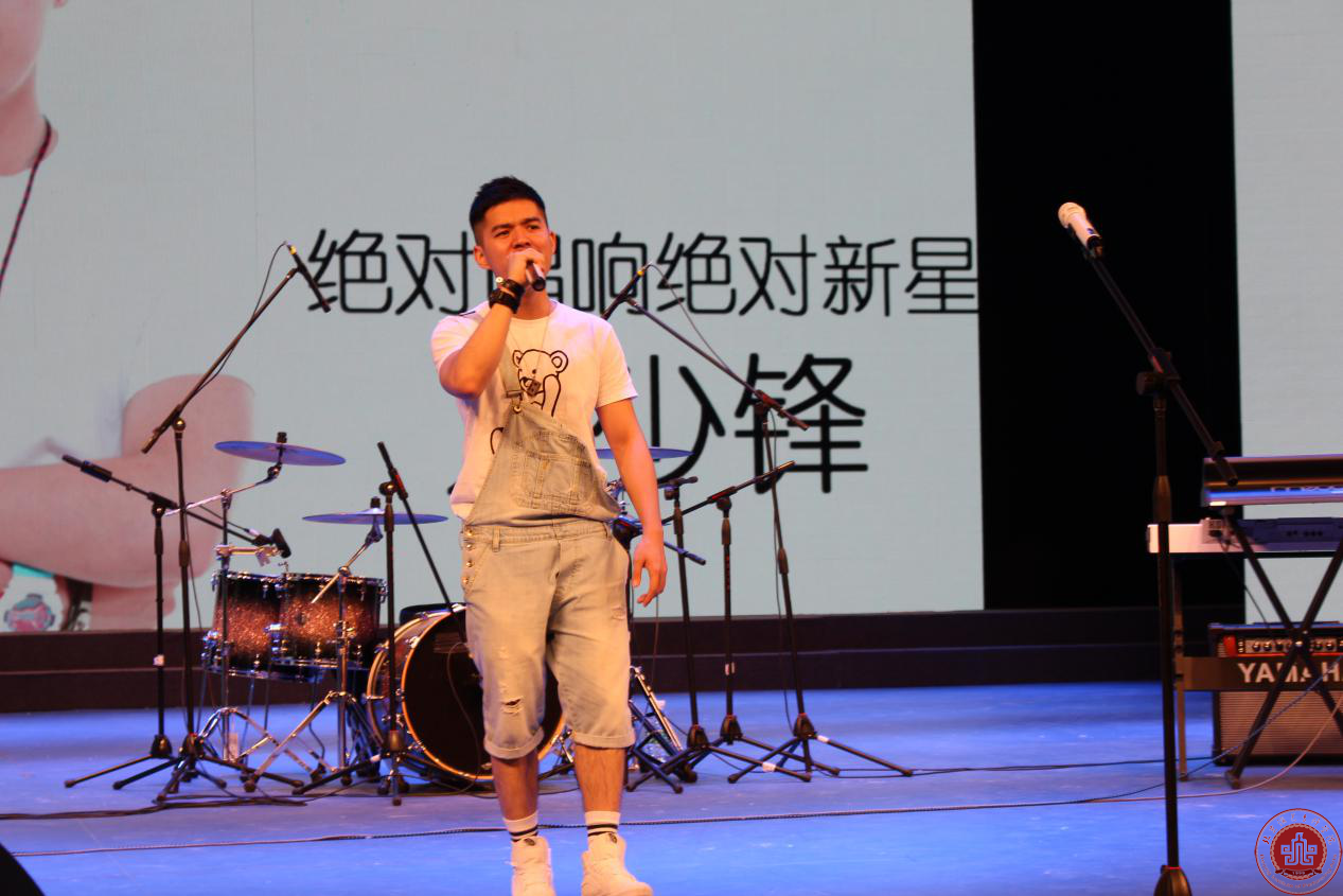 美国伯克利音乐学院中美音乐人交流分享会在北演剧场举行