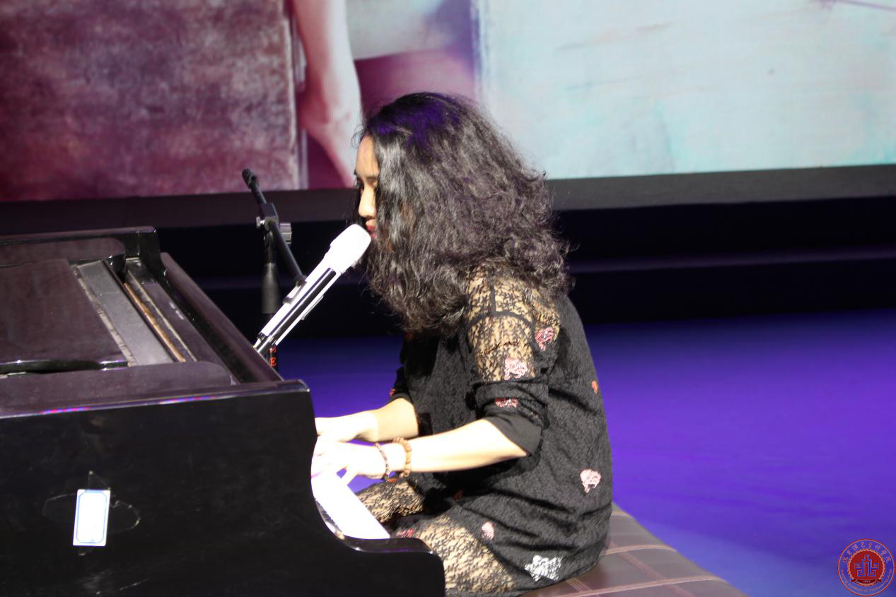 美国伯克利音乐学院中美音乐人交流分享会在北演剧场举行