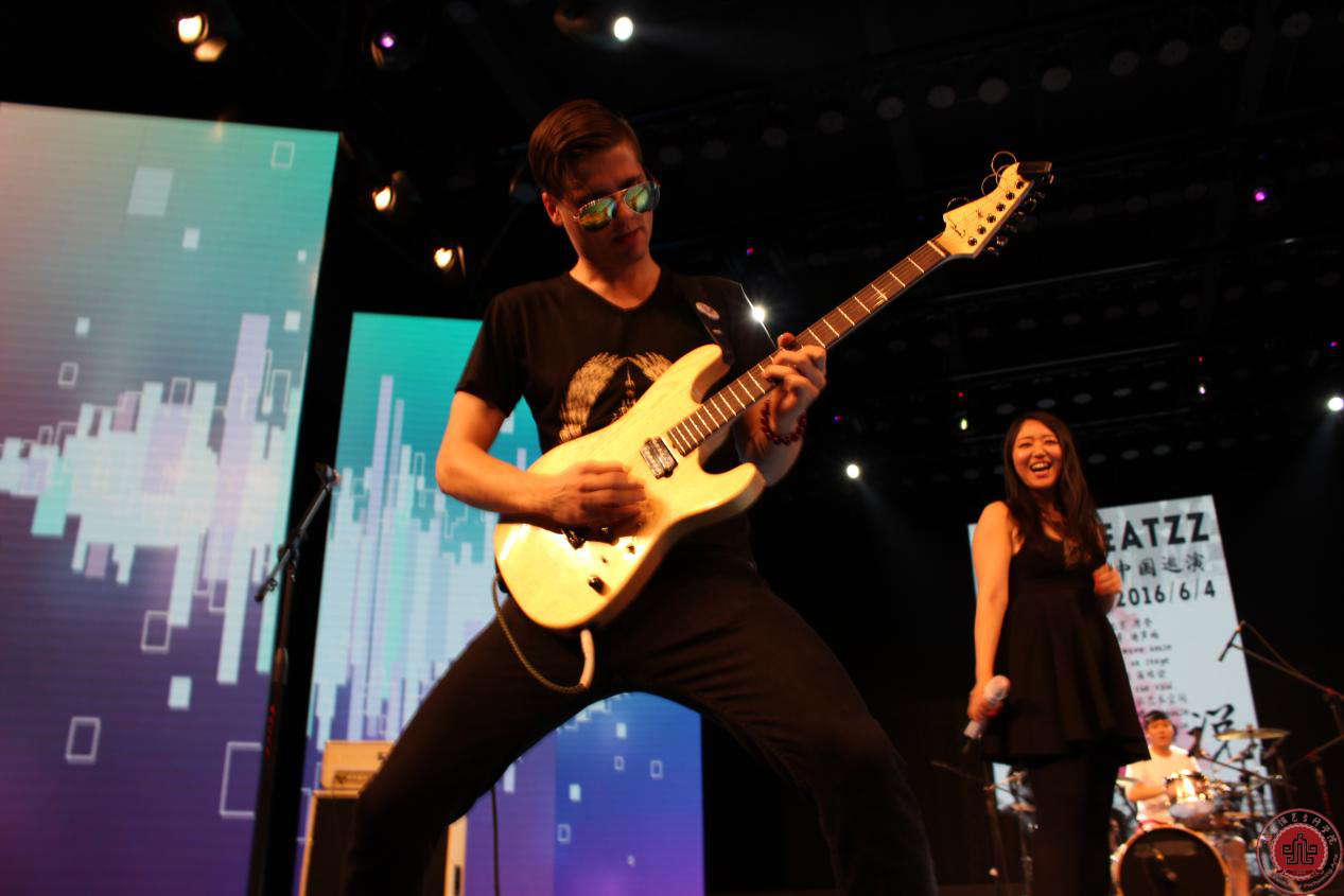 美国伯克利音乐学院中美音乐人交流分享会在北演剧场举行