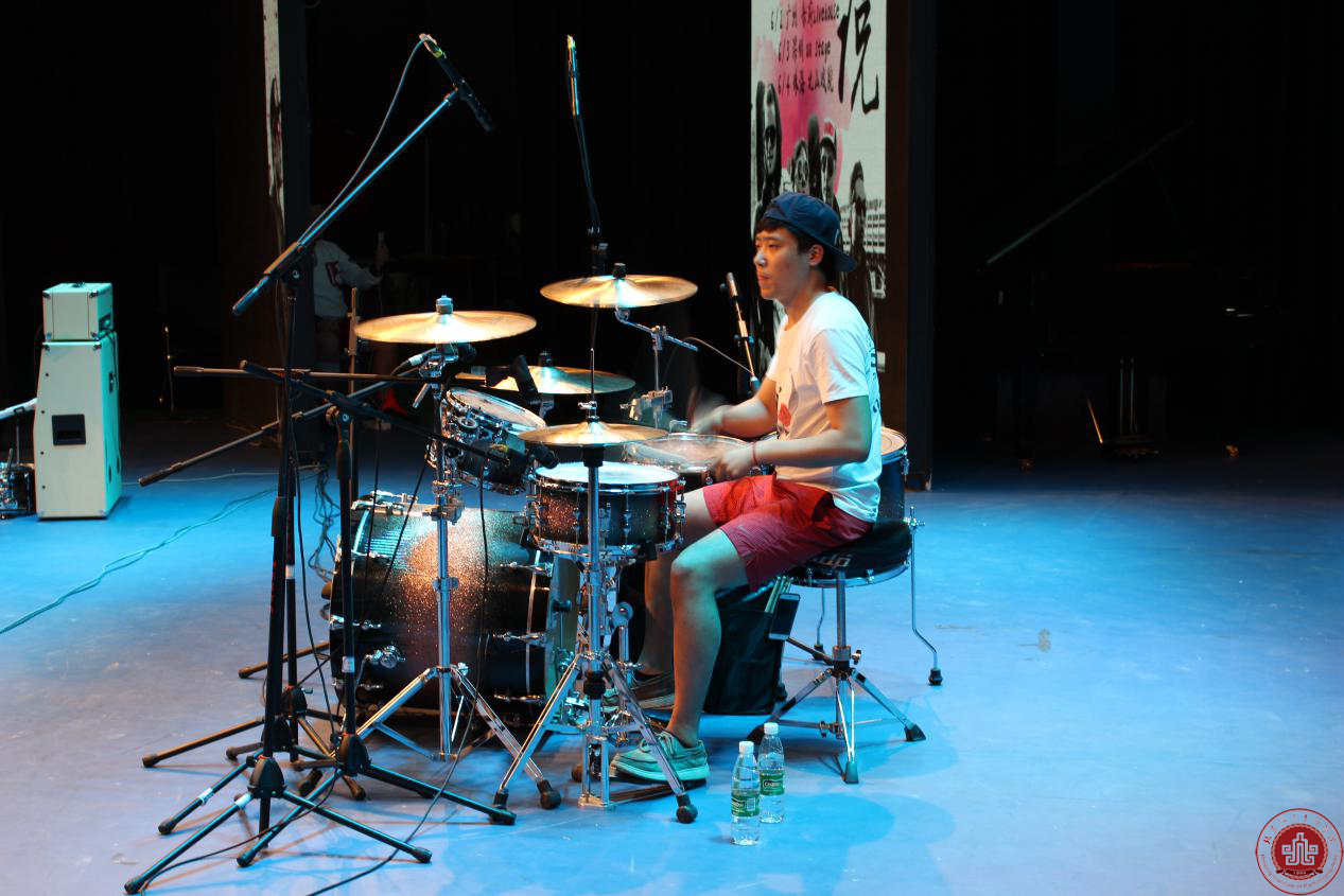 美国伯克利音乐学院中美音乐人交流分享会在北演剧场举行