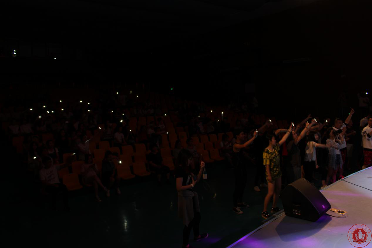 美国伯克利音乐学院中美音乐人交流分享会在北演剧场举行